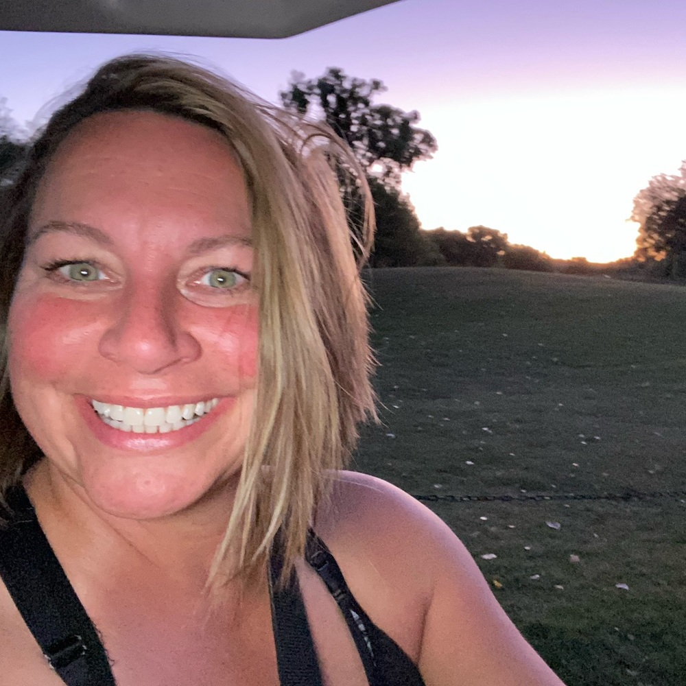 Meet your Posher, Deela!